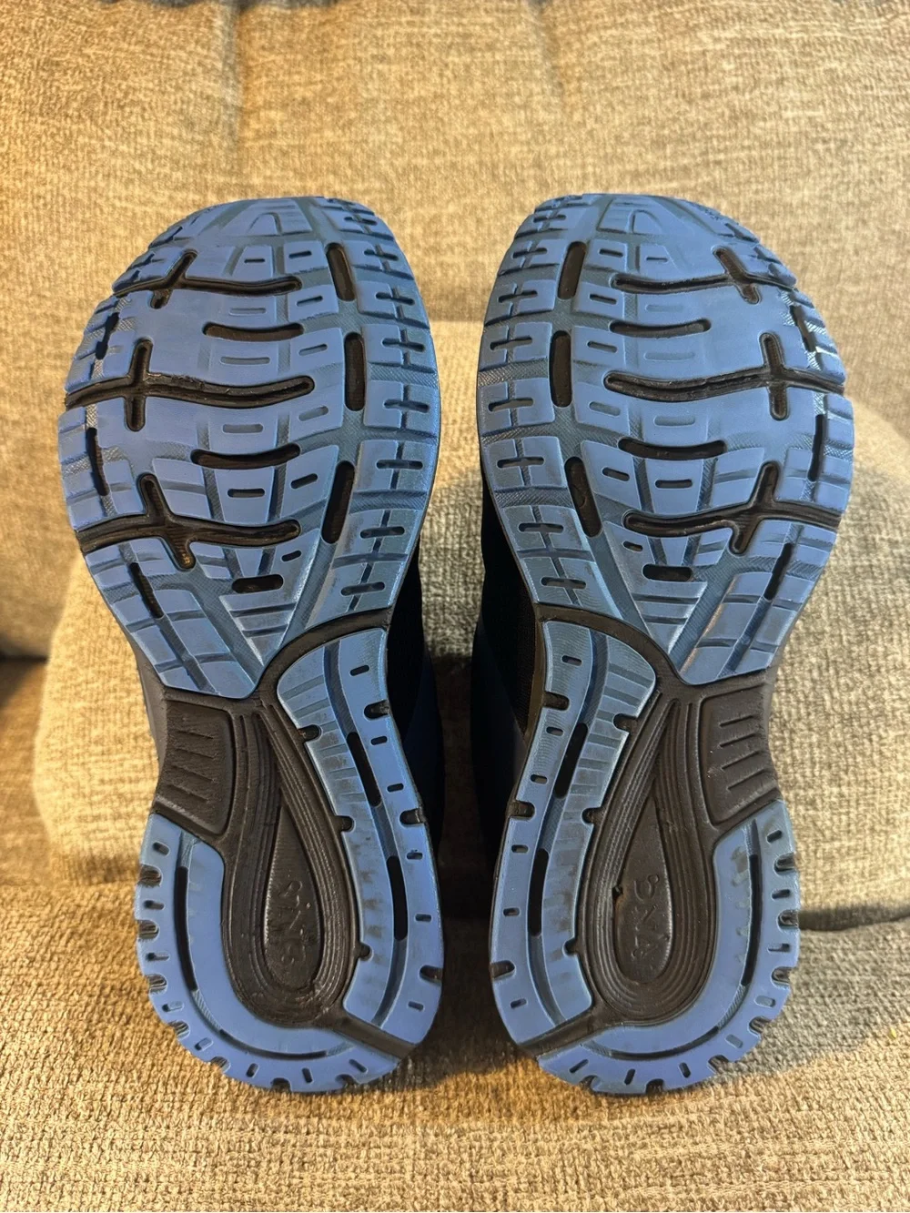 Brooks Anthem 5 Men’s running shoes Black/Ebony/Blue 1103781D064 Size 10.5
